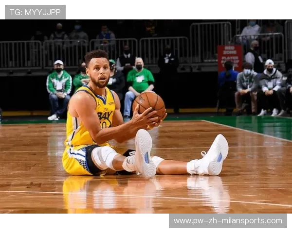 勇士内外结合：跑位变化继续扩展战术包