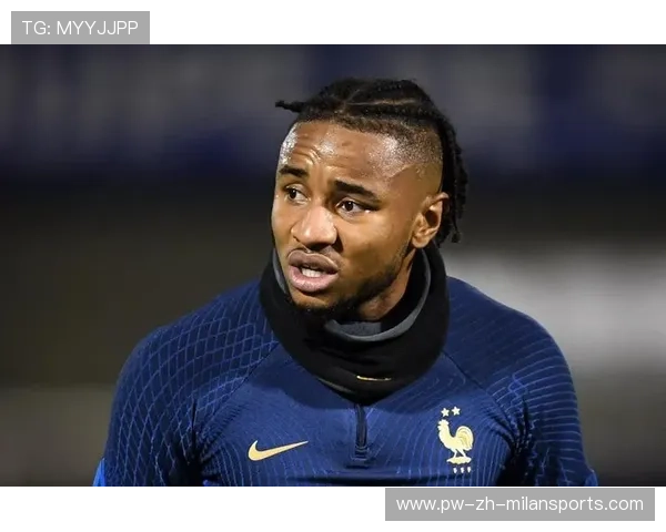 切尔西中路渗透创造机会,恩昆库轻弹射门被封 切尔西中路渗透创造机会,恩昆库轻弹射门被封